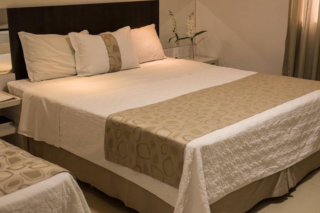 L'Acordes Hotel Порту-Велю Екстер'єр фото